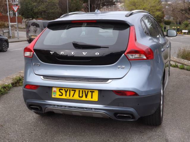 2017 Volvo V40 2.0 T3 [152] Cross Country Pro 5dr