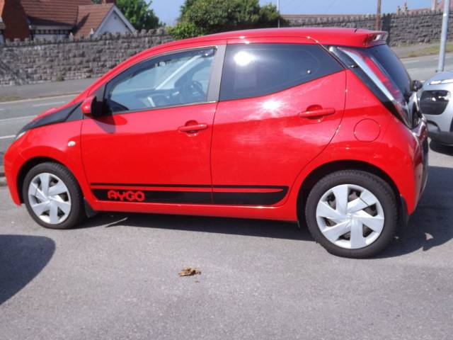 2016 Toyota Aygo 1.0 VVT-i X-Play 5dr